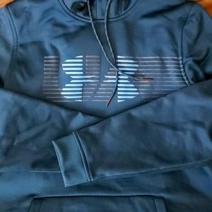 Under Armour sweatshirt